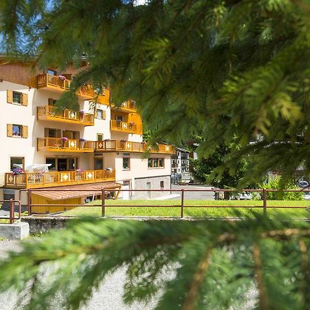 Relais San Giusto Hotel Campitello di Fassa Eksteriør billede