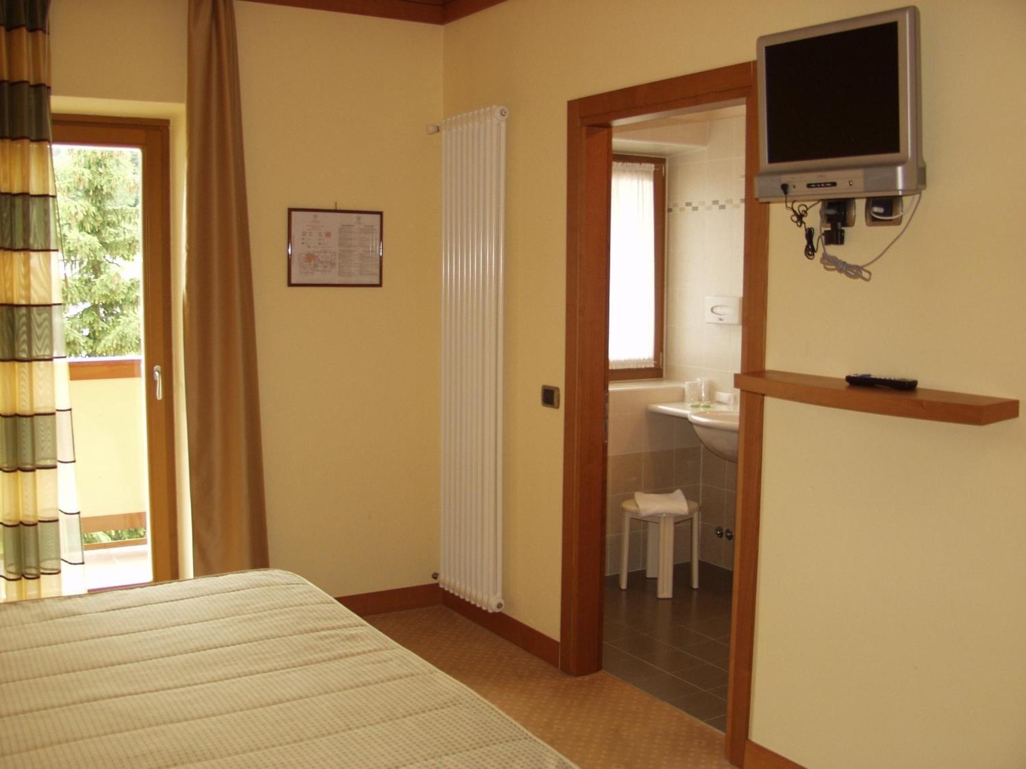 Relais San Giusto Hotel Campitello di Fassa Eksteriør billede